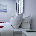 Cozy & Modern Retreat In Central Lisbon
