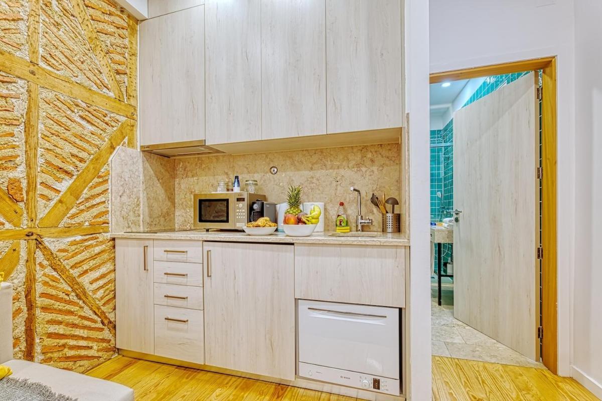 Cozy & Modern Retreat In Lissabon