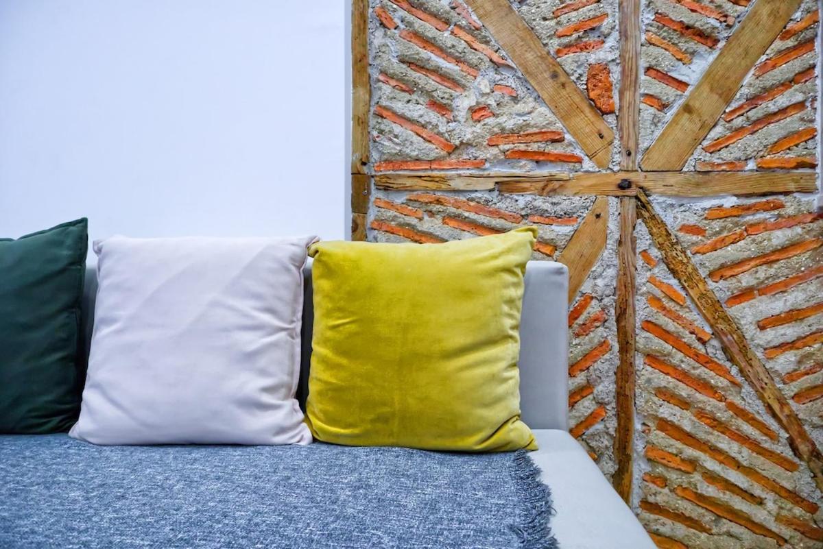 Cozy & Modern Retreat In Lissabon
